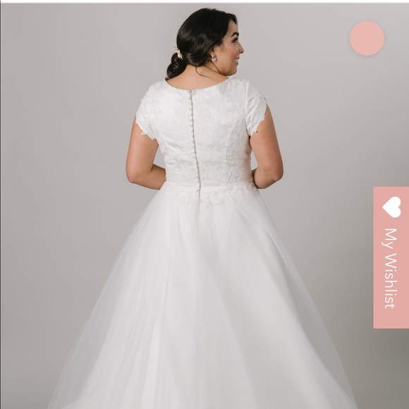 Button up bugle bead tulle wedding dress - Picture 2 of 7